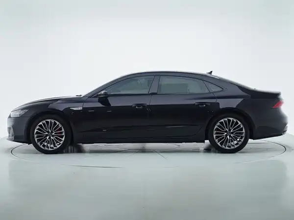 Audi A7L 2024