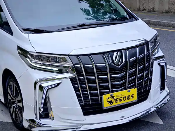 Toyota Alphard 2016