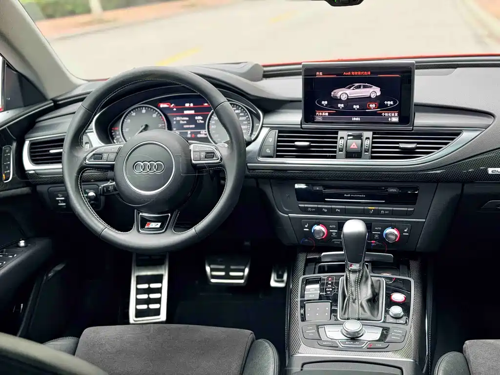 Audi S7 2019 — фото 6