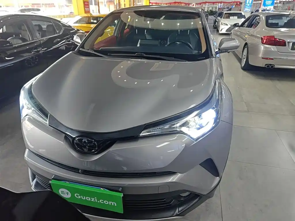 Toyota IZOA 2019 — фото 3