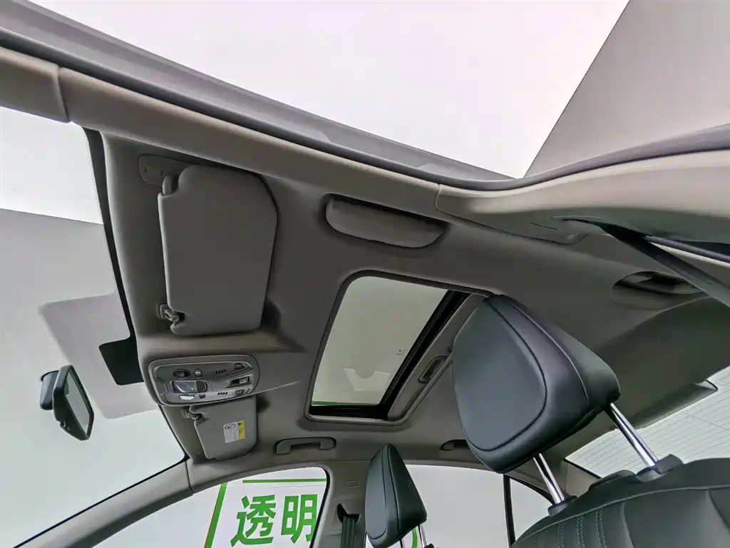 Peugeot 408 2023 — фото 14