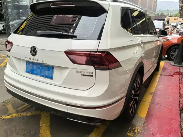 Volkswagen Tiguan L 2021