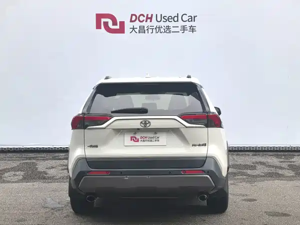 Toyota RAV4 2021