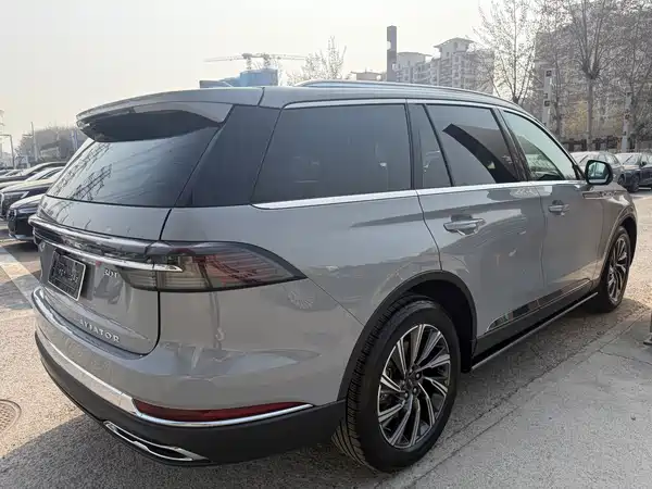 Lincoln Aviator 2024