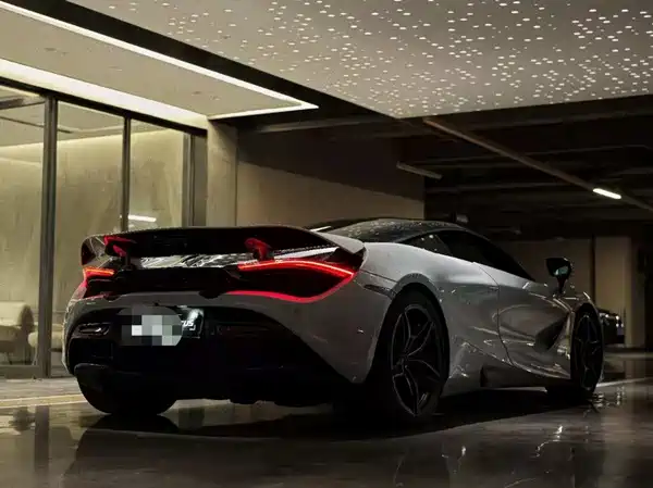 McLaren 720S 2019
