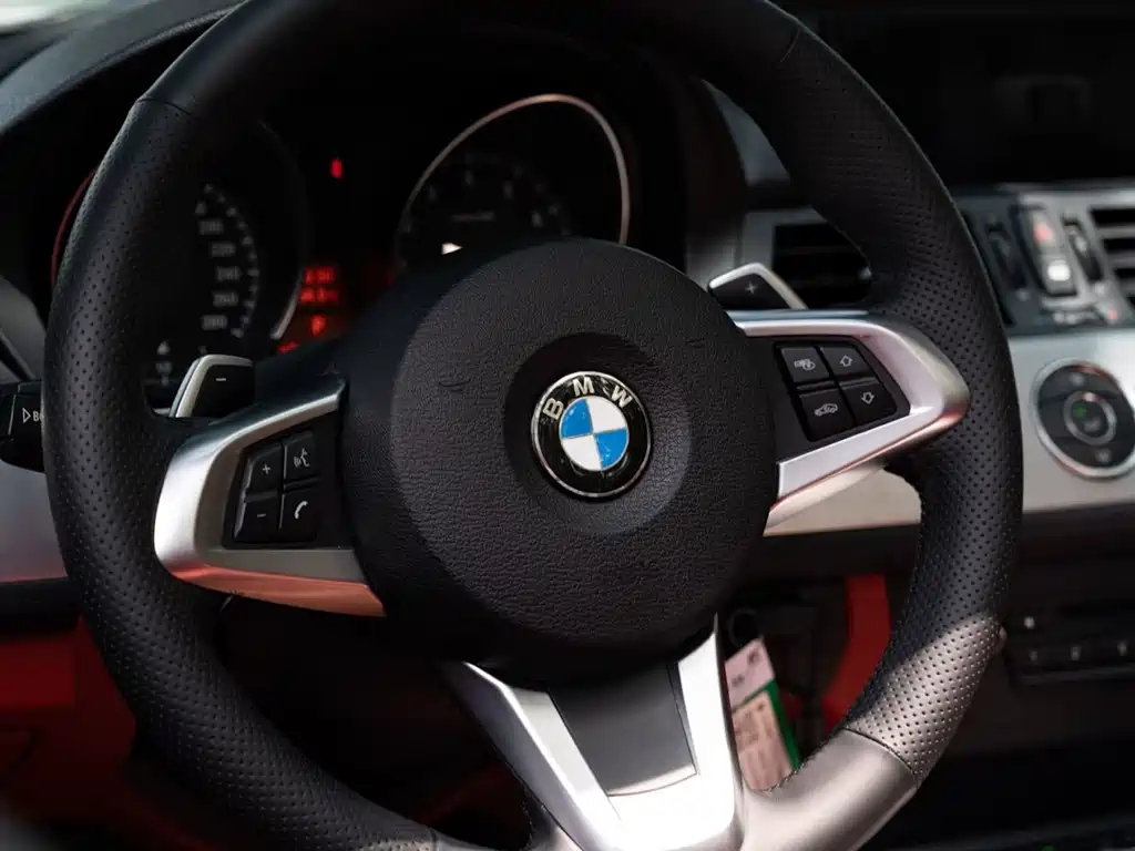 BMW Z4 2013 — фото 7