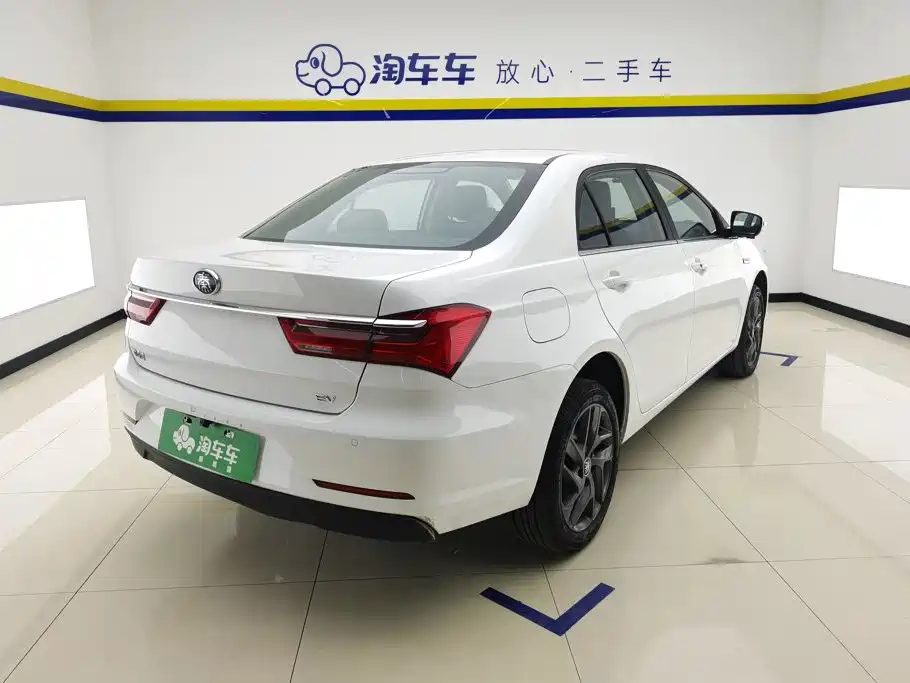 BYD Qin NEV 2020 — фото 3