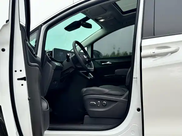 Buick GL8 New Energy 2026