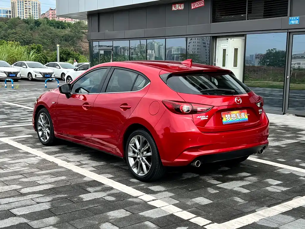 Mazda 3 Axela 2018 — фото 6
