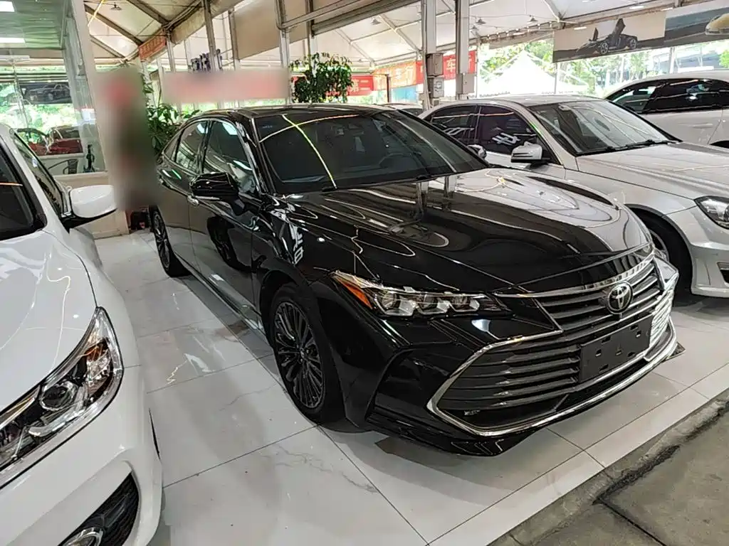 Toyota Avalon 2020