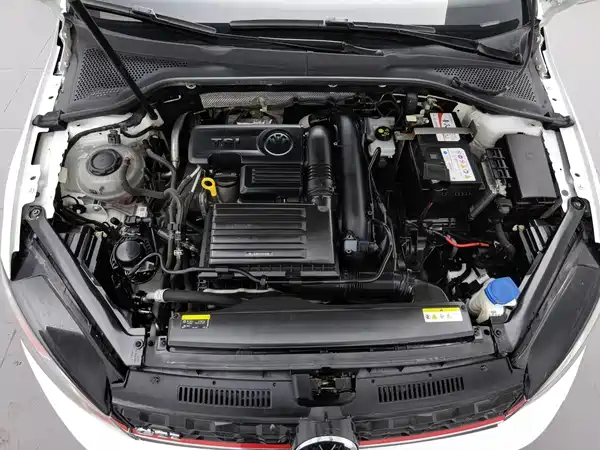 Volkswagen Golf 2020