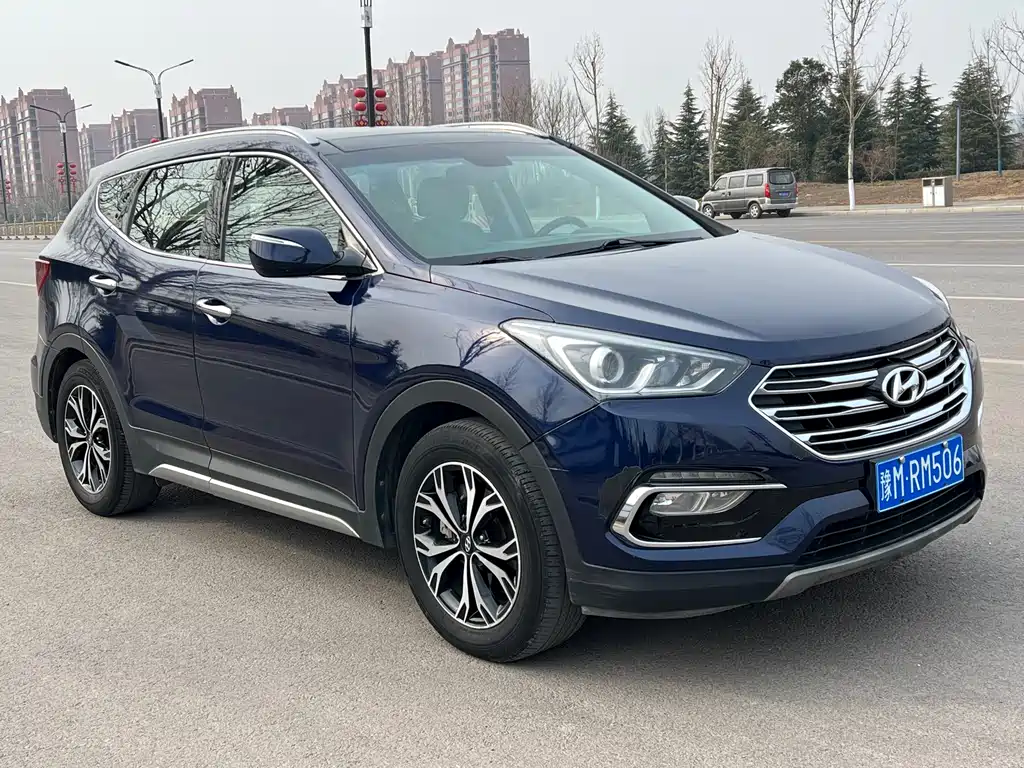 Hyundai Santa Fe 2017 — фото 3