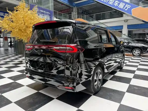 GAC Trumpchi M6 2022