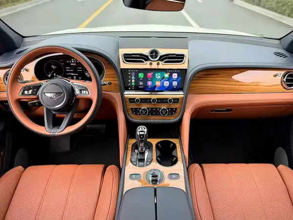 Bentley Bentayga 2021