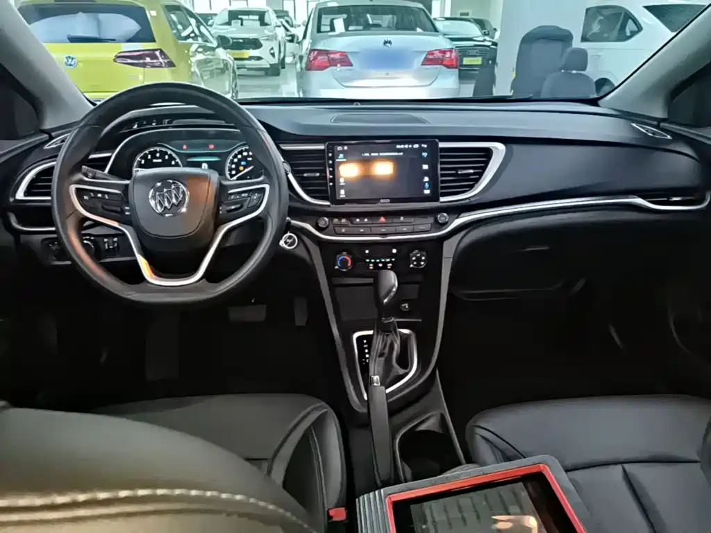 Buick Excelle 2021 — фото 10