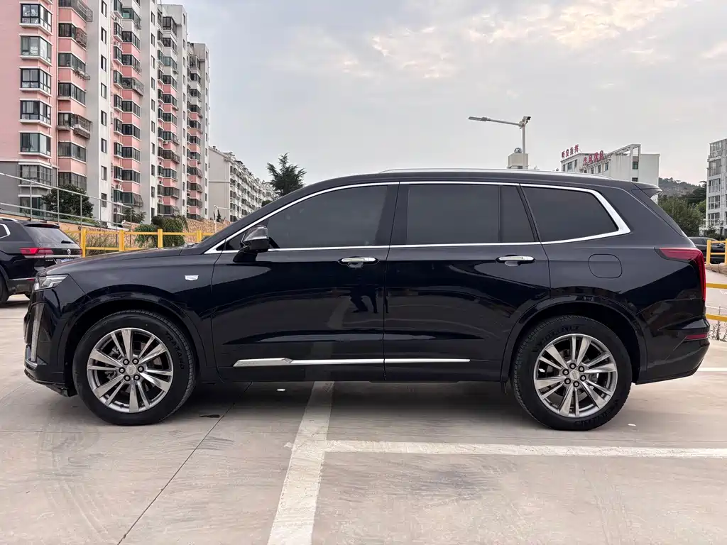 Cadillac XT6 2021 — фото 5