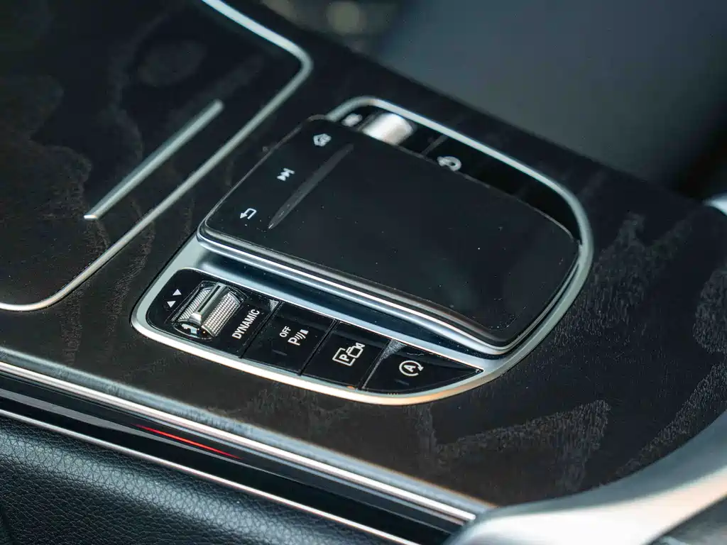 Mercedes-Benz C-Class 2019 — фото 17