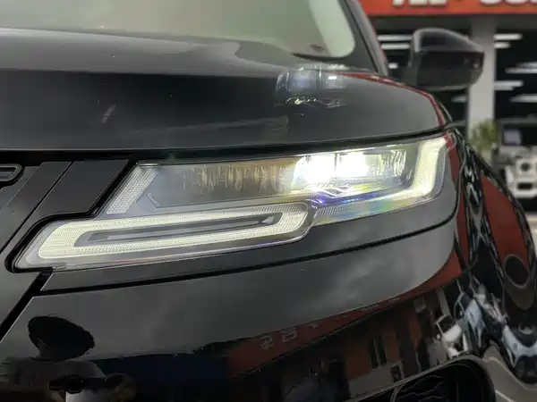 Land Rover Range Rover Evoque 2023