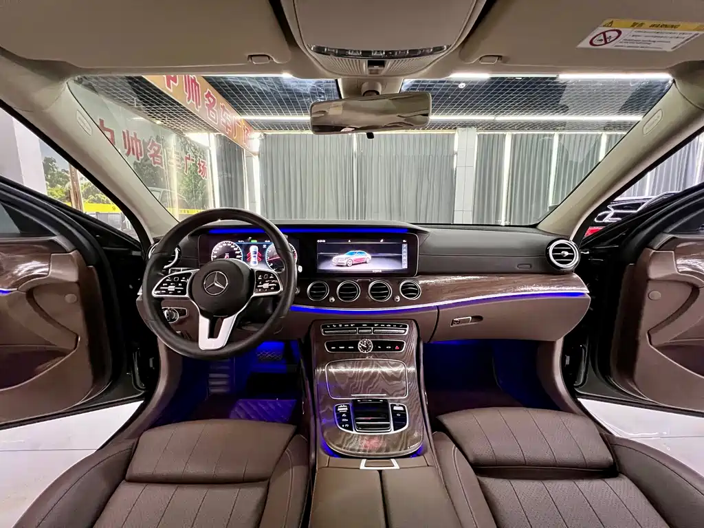 Mercedes-Benz E-Class 2020 — фото 16