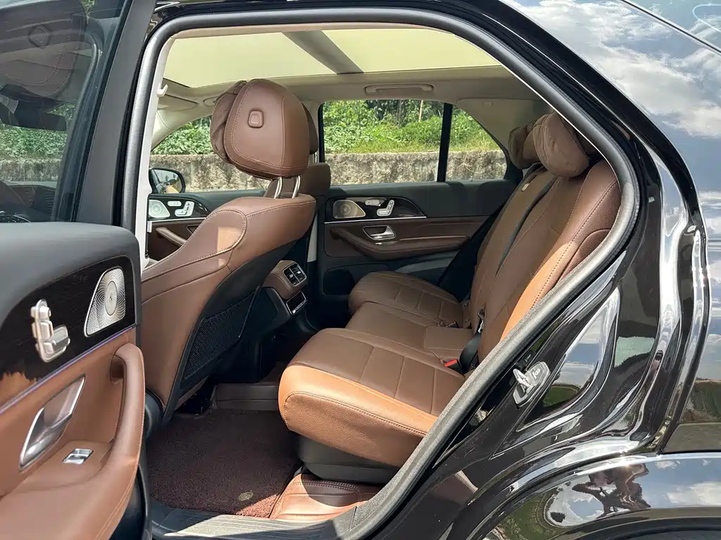 Mercedes-Benz GLE 2025 — фото 13