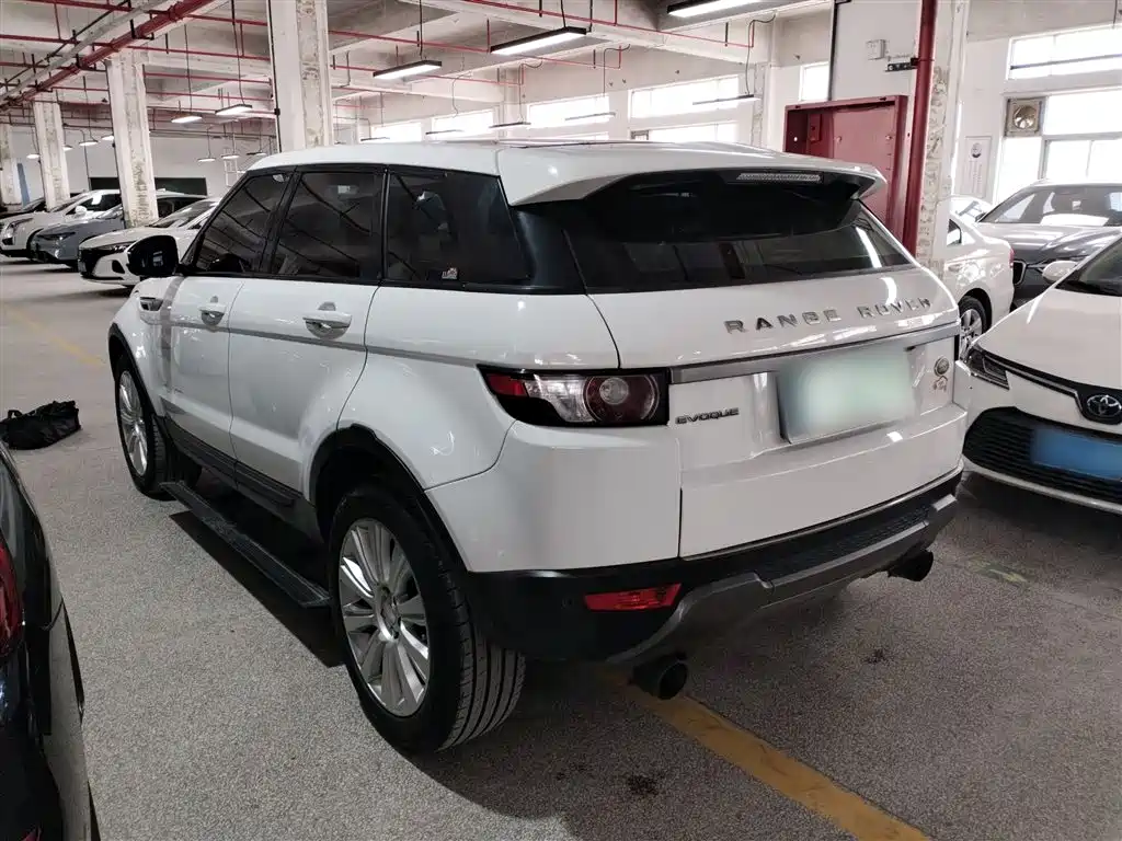 Land Rover Evoque 2016 — фото 5