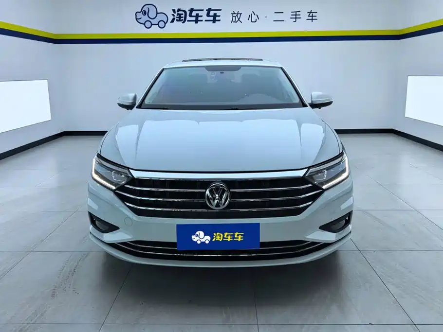 Volkswagen Sagitar 2021