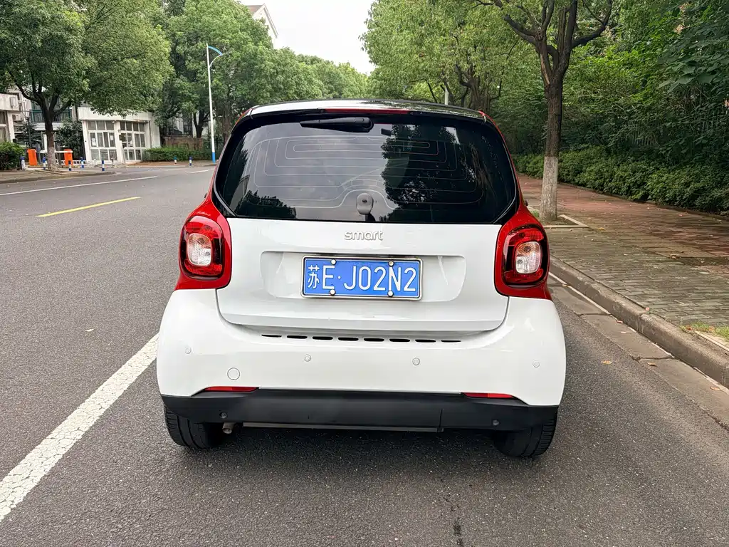 smart fortwo 2017 — фото 4
