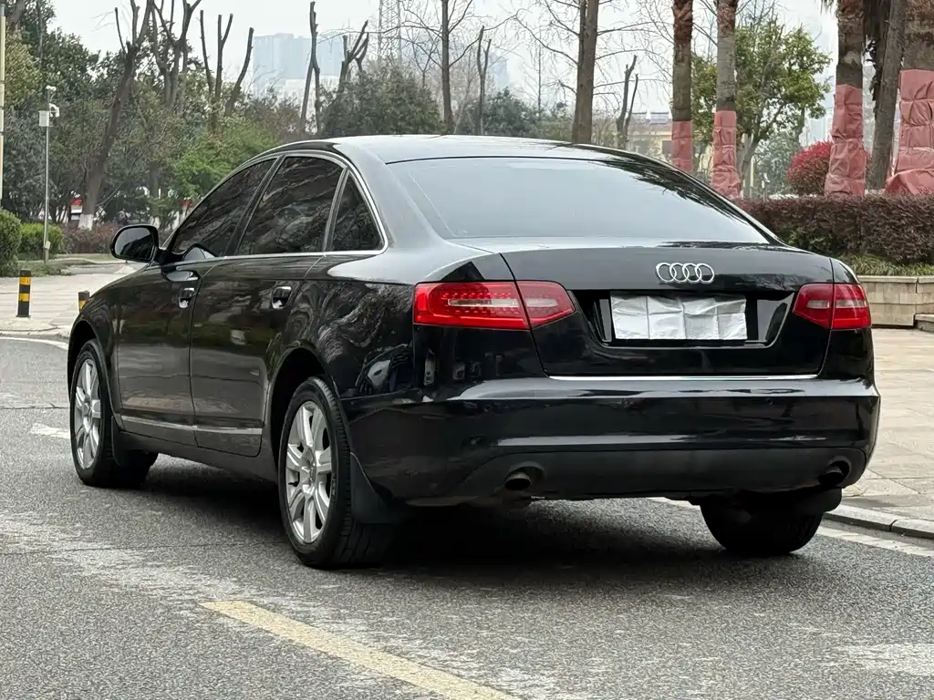 Audi A6L 2012