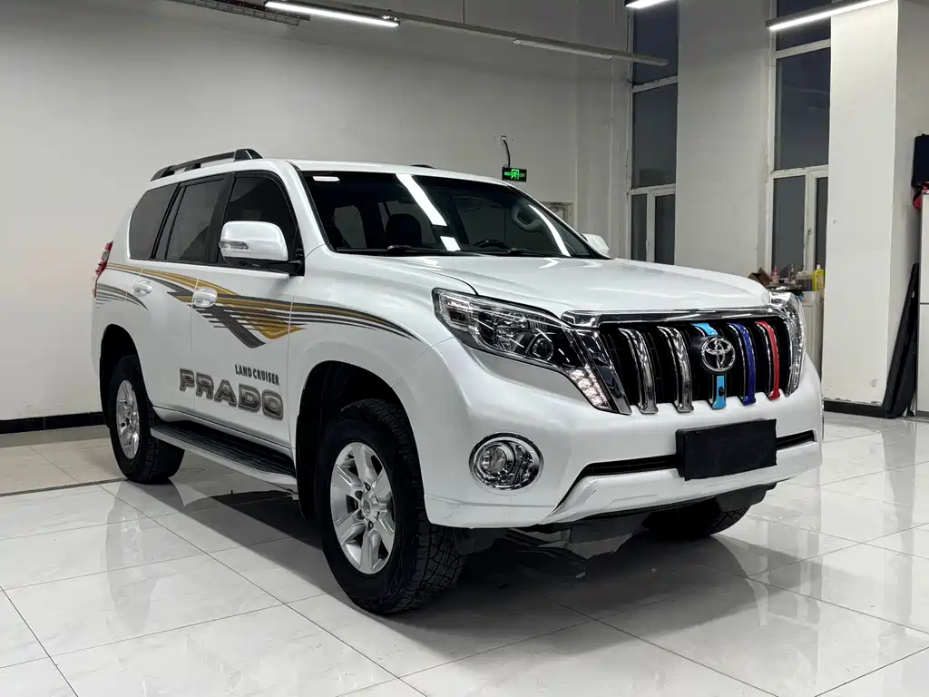 Toyota Prado 2016 — фото 3