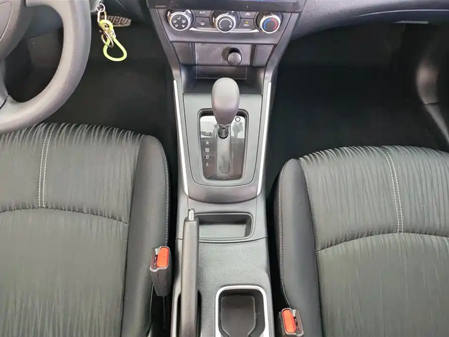 Nissan Sylphy 2025 — фото 16