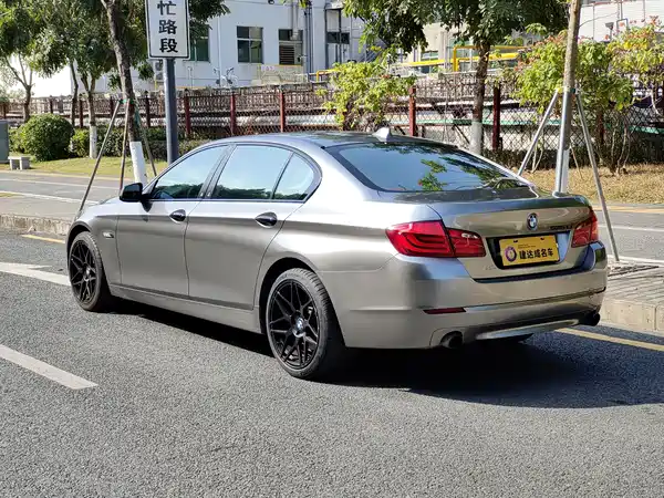BMW 5 Series 2011
