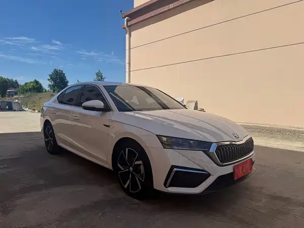 Skoda Octavia 2023