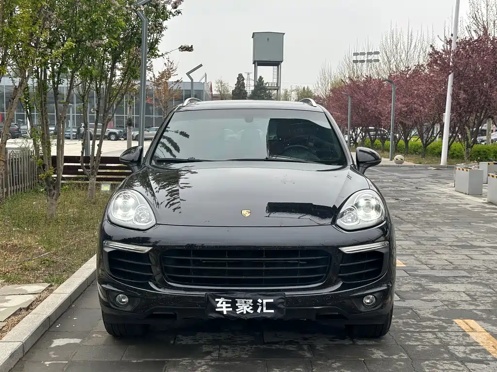 Porsche Cayenne 2018 — фото 2