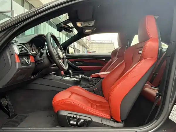 BMW M4 2018
