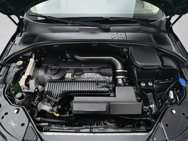 Volvo S80L 2015