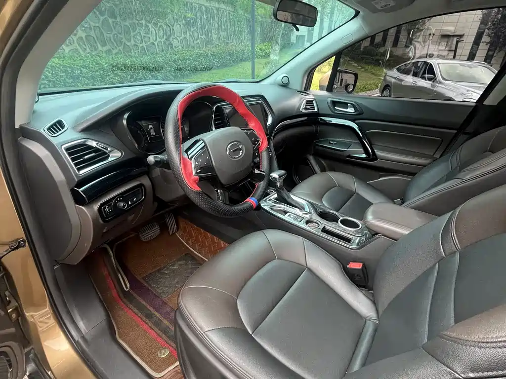 GAC Motor Trumpchi GS4 2016 — фото 10