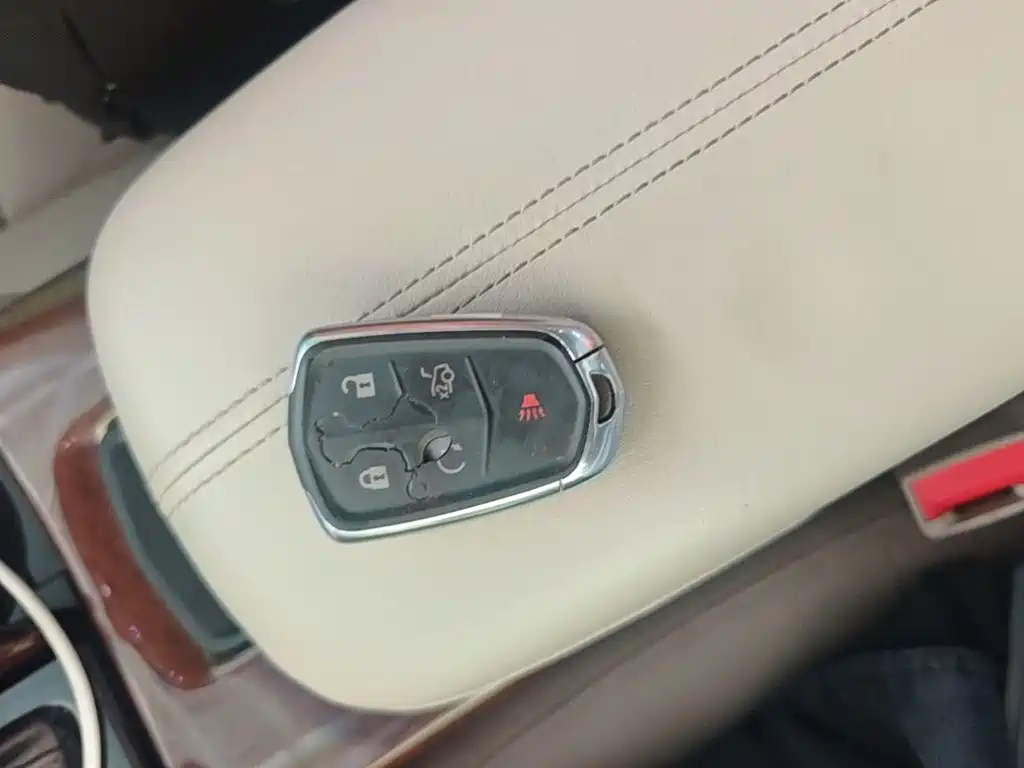 Cadillac XTS 2017 — фото 9