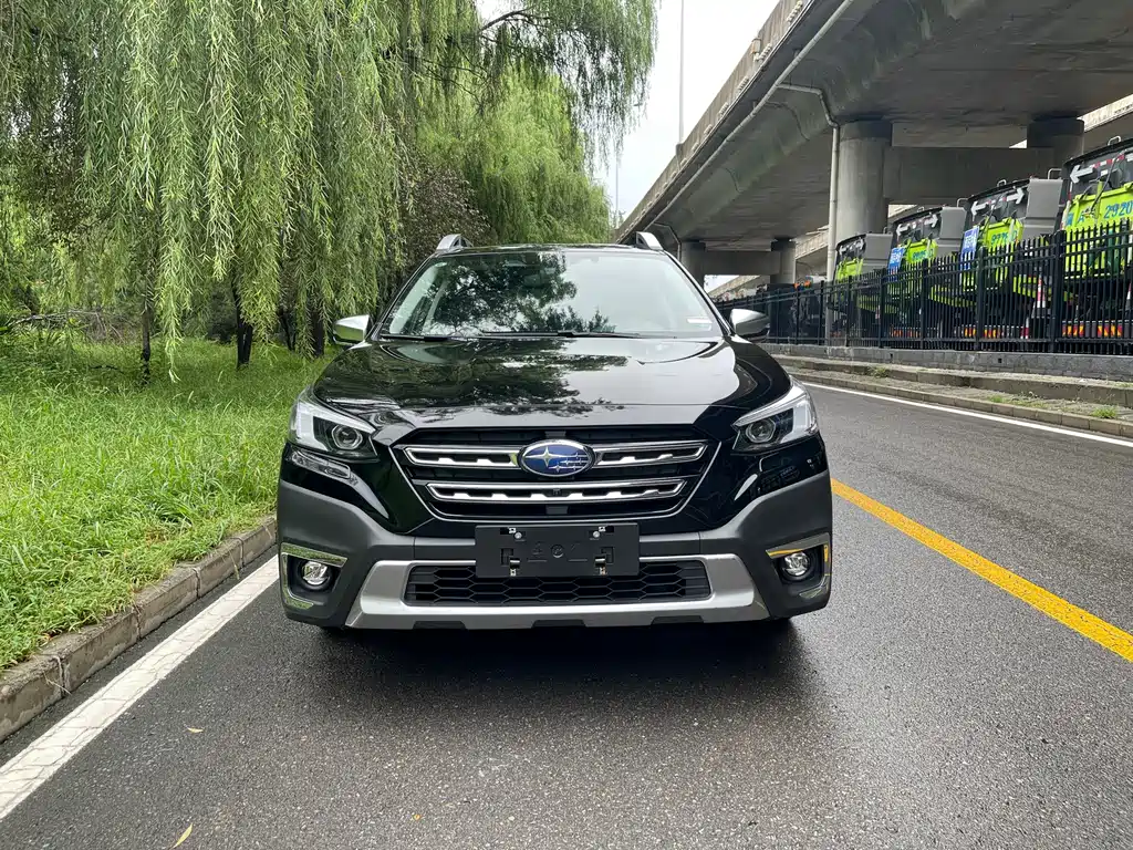Subaru Outback 2021 — фото 2