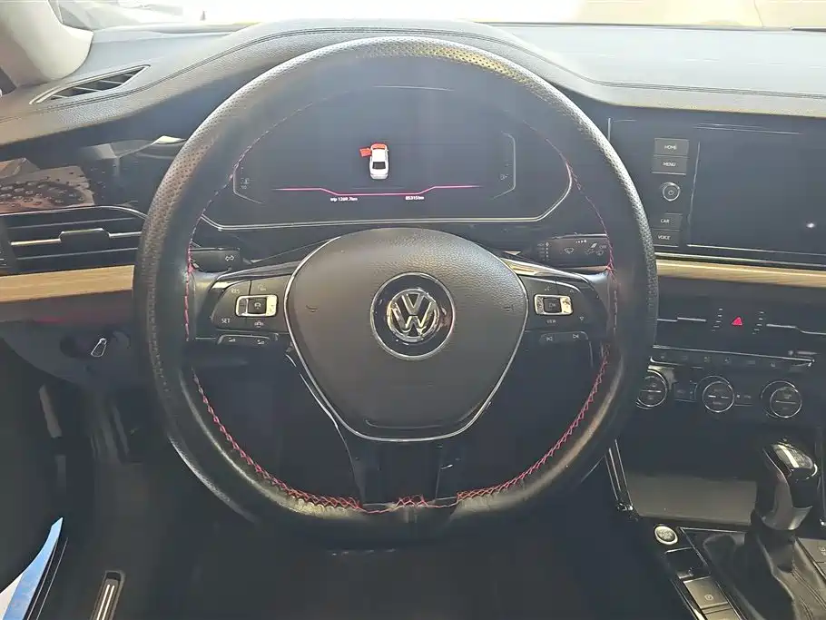 Volkswagen Passat 2020 — фото 15
