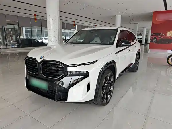 BMW XM 2025