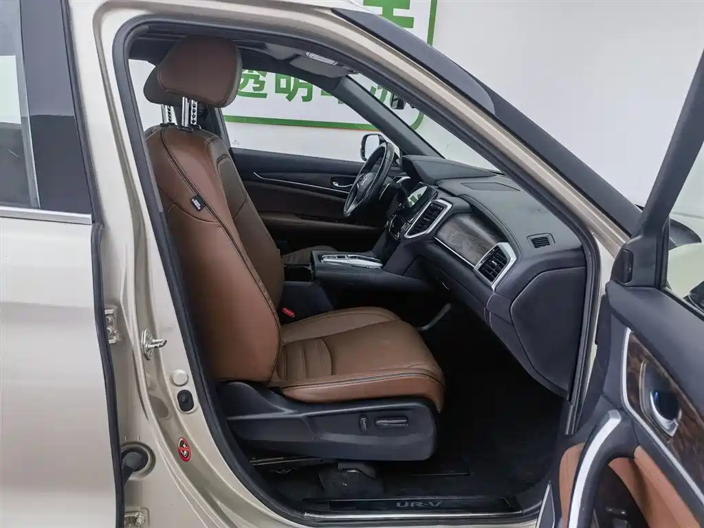 Honda UR-V 2018 — фото 23