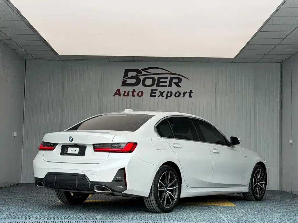 BMW 3 Series 2023
