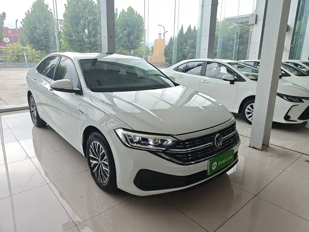 Volkswagen Sagitar 2025