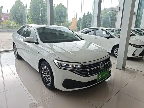 Volkswagen Sagitar 2025