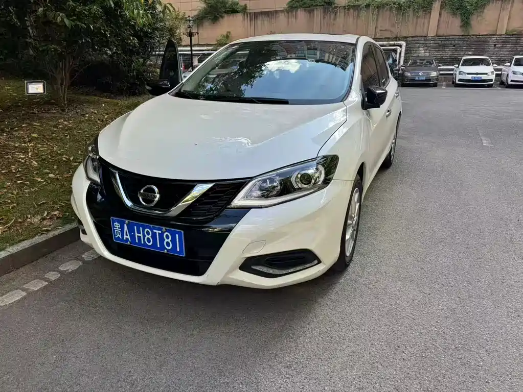 Nissan Tiida 2021