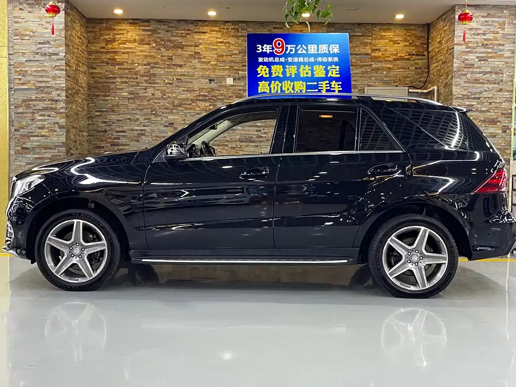 Mercedes-Benz GLE 2016 — фото 3