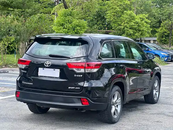Toyota Highlander 2019