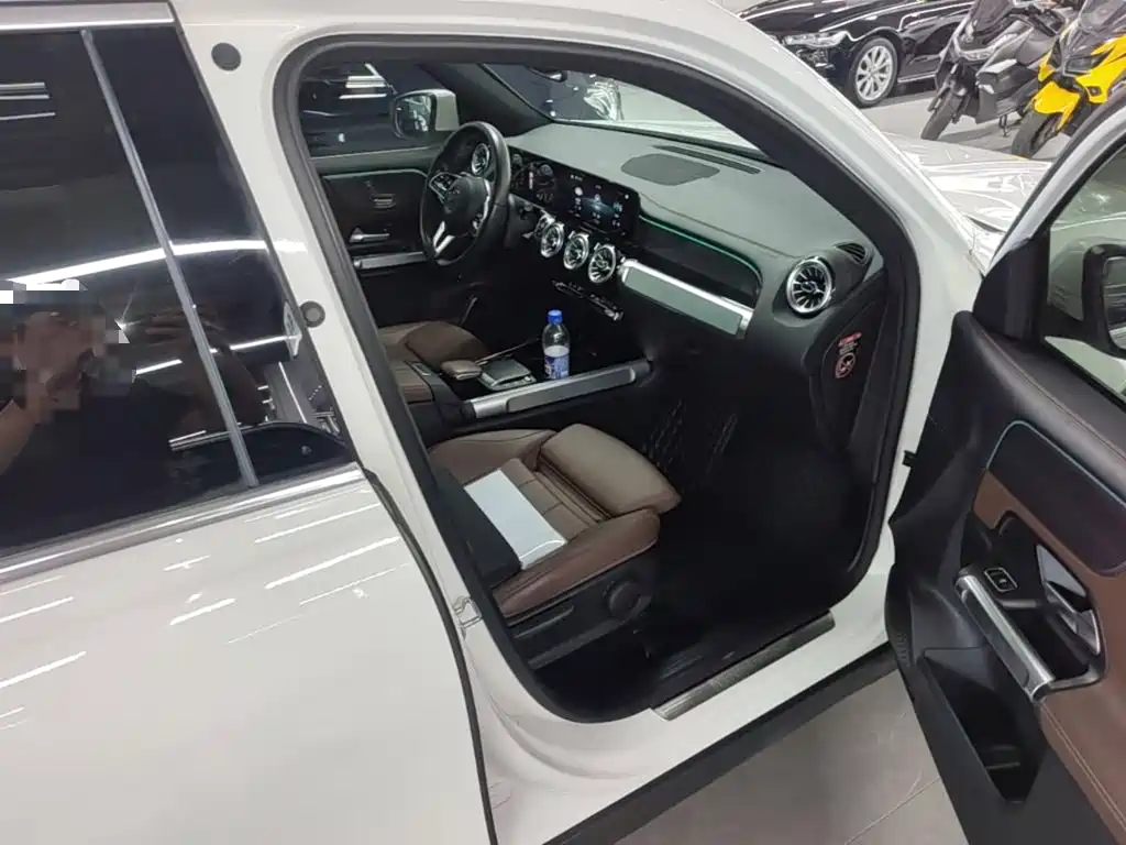 Mercedes-Benz GLB 2021 — фото 11