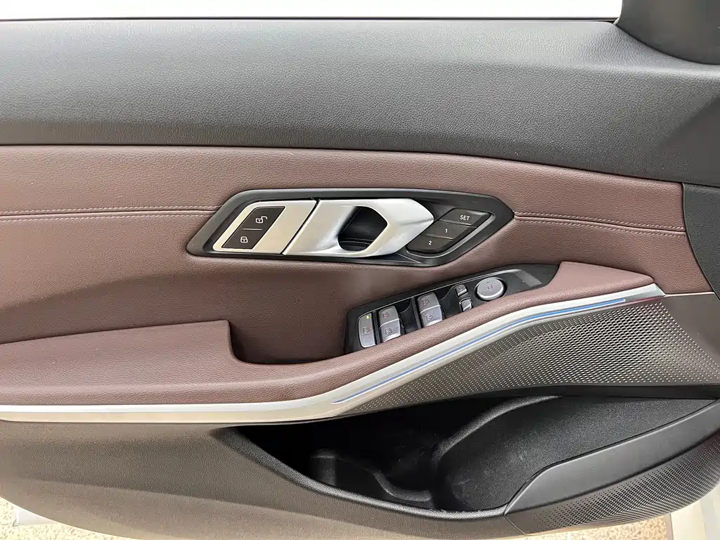 BMW i3 2022 — фото 12