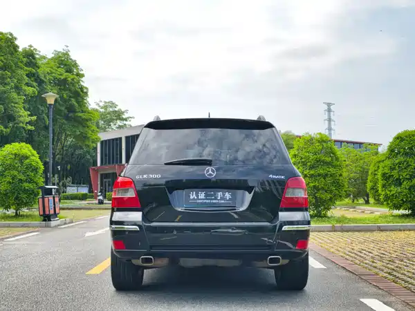 Mercedes-Benz GLK-Class 2012